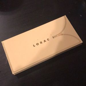 Lorac unzipped